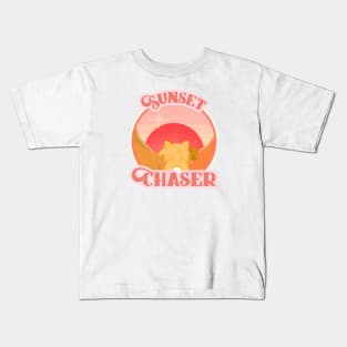 Cat looking at sunset Kids T-Shirt